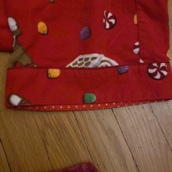 NICK&NORA FLANNEL PJ SET, sock monkey Christmas gingerbread house Size Small EUC - Picture 8 of 8